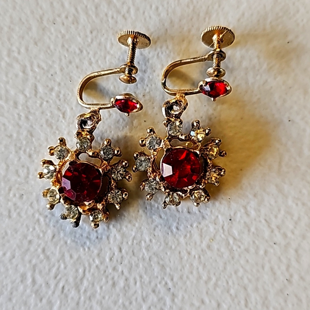 Vintage clip on red ruby earrings